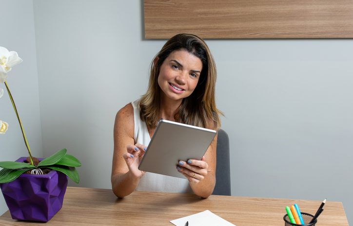 Como escolher o software ideal para implementar no consultório?